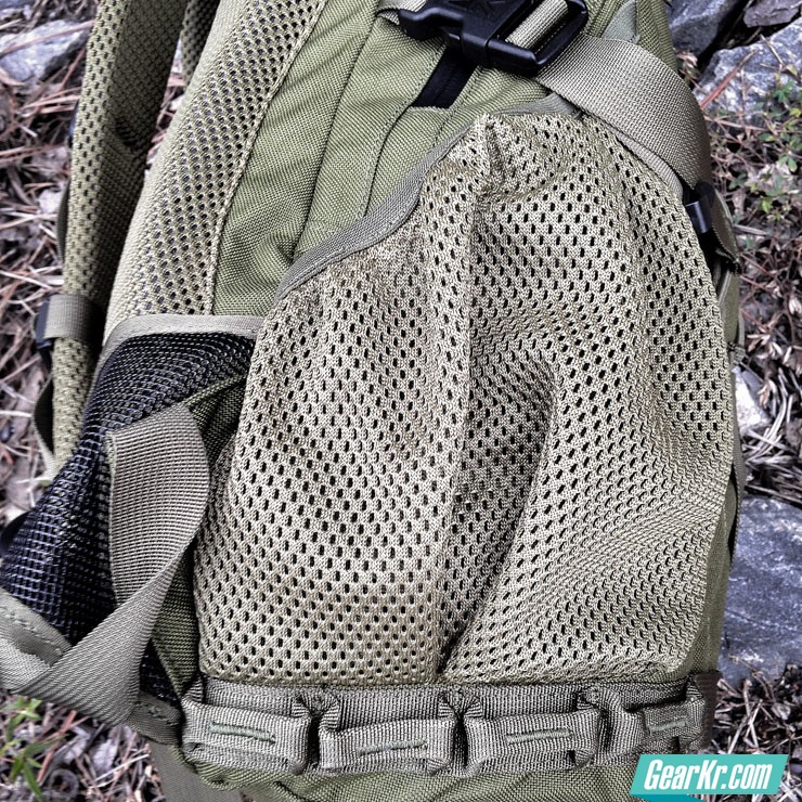 Review-Karrimor-Sabre-Delta-25-Backpack-side-pockets